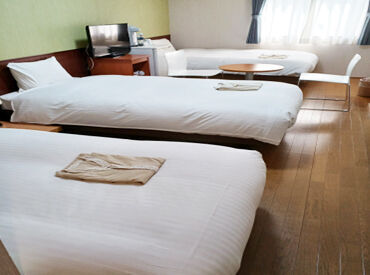 株式会社ウイング　勤務先：シーサイドホテルツインズももち 土日にサクッと働きたい学生さん・フリーターさん、平日スキマ時間に働きたい主婦さん大歓迎！
働き方はご相談ください♪
