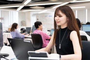 優しく頼りがいのある先輩社員ばかり！
そのため、些細なことでも相談しやすい環境です◎
スタッフ同士の仲も非常に良いです♪