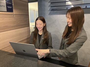 ＼他言語が活かせる／
海外からのゲストも訪れます★
英語、中国語、韓国語などの言語を活かして働きたい方は特におすすめです！