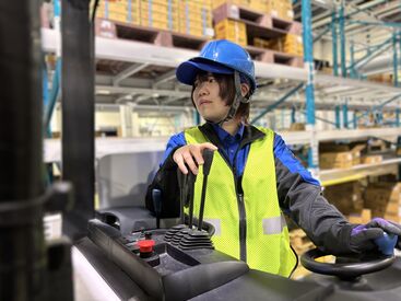 ◆◇ 40～50代も活躍中!! ◇◆
多くの方に愛されるコカ・コーラ商品の
流通を担う大切なお仕事です！