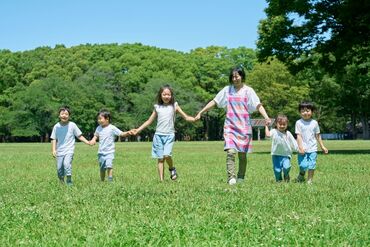 バディースポーツクラブ 千葉第二支部　※幕張エリア ＼子どもたちと楽しい時間を／
体操教室で頑張る子たちと、
お話もしながらお仕事できます♪
