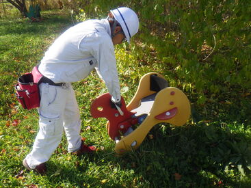 株式会社ニットメンテナンス　(勤務地：白石区北郷) 遊具の点検・修繕に興味がある方集まれ★
未経験スタートでも安心して活躍できる職場です！