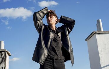 ファッション人材リンク株式会社【FJL】 ﾟ*｡☆ NEWスタッフ募集 ☆。*ﾟ
人気ブランドで勤務のチャンス★
20～30代男女活躍中♪
即日スタートできるお仕事◎