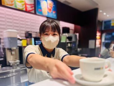 カフェ好きさん必見！
未経験から始められて、長く安定して働きたい方にぴったりの環境です。