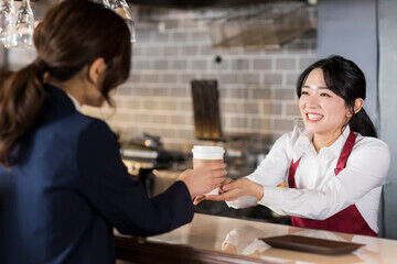 ファッション人材リンク株式会社【FJLNAGOYA】 ﾟ*｡☆ NEWスタッフ募集 ☆。*ﾟ
人気カフェ店員♪
即日スタートOK！