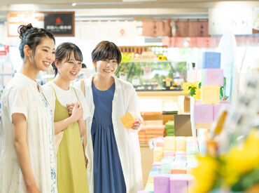 ＦＣ物販美合ＰＡ下り店[043654] シフトの融通ききます！
自分に合ったシフトで働けるから、長く続けられる！
※写真はイメージ