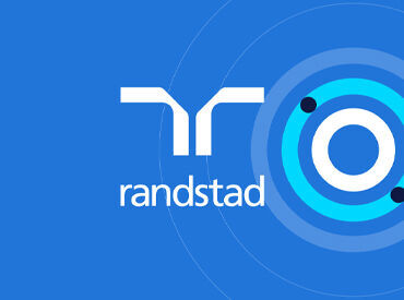 ＼来店不要！簡単"メール登録"！／
メールで登録できるから、
お家でもどこでも簡単にできます♪
まずは登録からスタート！