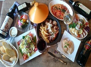 オープン初期メンバーが遊びに来ることも◎
お客様にもスタッフに愛されるお店です♪