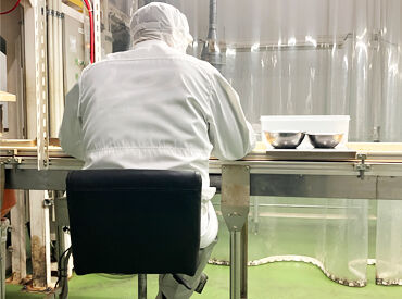 箱詰めできた段ボールを運びやすいように整えます◎
長距離を歩いて運ぶわけではないので、ご安心ください！