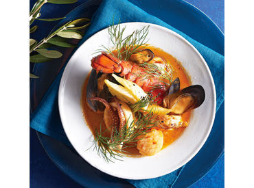 "お客様の喜ぶ顔がみたい!" "サービスについて深く学びたい!"そんな方、大歓迎です♪