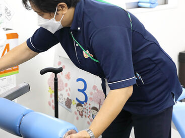 送迎・介護のご経験は問いません！
乗り降り時などのサポートをお願いします。