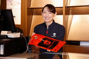 働きやすさの秘密は…「シフト柔軟性」の高さ♪
学校帰りに/Wワークとしてetc...都合に合わせて、気軽に調整できます！