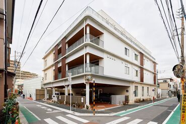 大田区立大田生活実習所 4階建ての大きな建物に生まれ変わりました！
最新設備のきれいな建物でお仕事できます♪