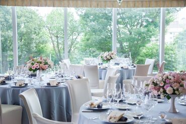 株式会社アスパイーエックス（勤務地：恵比寿エリア） ≪仕事は幸せ空間のお手伝い♪≫
素敵な空気に包まれながらお金も稼げちゃう◎
”自分らしい”働き方ができる♪