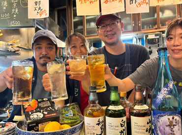 いなり屋 ゴン ＼スタッフ同士の仲の良さが自慢♪／
困った時は皆でフォローするので未経験でも安心◎
初バイトから長く続けるスタッフ多数★