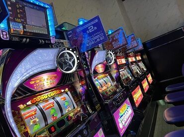 主婦(夫)さん・学生さん・フリーターさん・シニアの方…
幅広い世代が在籍していて、
希望に合わせた働き方に寄り添っています♪