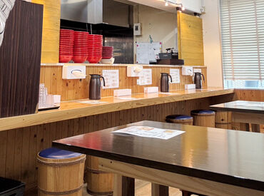 \主婦さんやフリーターさん活躍中!/
家事や育児の合間やWワークとして…
生活に合わせて柔軟に働けるのが魅力★