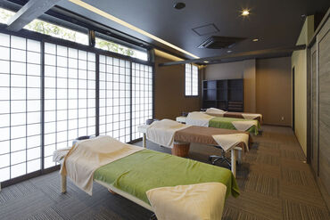 宇治天然温泉 源氏の湯 ≪経験者・ブランク歓迎≫
転職を考えているご経験者はもちろんのこと、
復職希望の方も大歓迎です◎
しっかりサポートします！