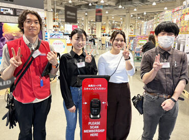 ＼複数部門で募集中！／
スタッフ同士仲が良くてサポートもばっちり♪
初めての方でも安心して始められます！