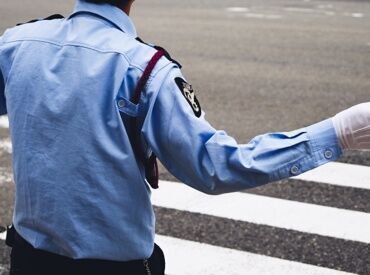 セクダム株式会社　勤務地：フィールRISE植田店 職場配属後すぐに一人で働くわけではないのでご安心下さい。
しっかり研修を実施！
初めてや高齢者の方も安心して始められます＊