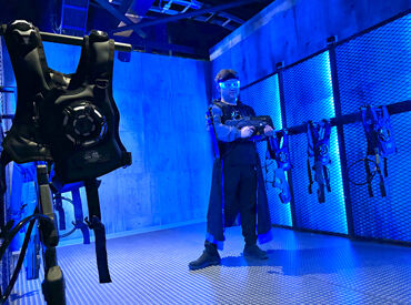 ＼異世界の住人となってお客様をご案内／
中には俳優・声優を志している方も多くいます！
始めるきっかけは何でもOKです♪