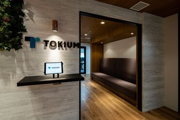 駅徒歩5分の好立地★
きれいなオフィスでお待ちしております♪