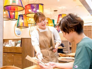 VEGEGOららぽーと沼津　（旧かつゑもん ららぽーと沼津） ★学生さん大歓迎★
未経験や初バイトも大歓迎♪
優しい先輩が丁寧に教えるのでご安心を◎