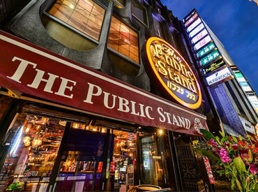 『カジュアル×大人感』
が絶妙なコリドー街にあるお店！
バイトしながら人脈作りのチャンスも…★