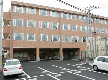 南開成ケアコミュニティそよ風 ＼人柄重視の採用です！／
しっかりしたサポート体制で、安心して始められる環境♪
希望の働き方、お気軽にご相談を◎
