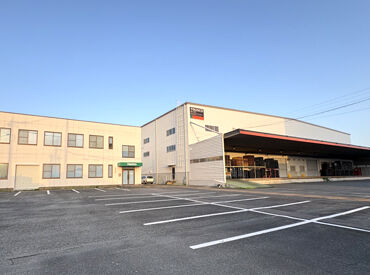 土日はお休みが決まっているので
プライベートの予定も立てやすい！
もちろん、その他のお休み希望も
お気軽にご相談ください♪