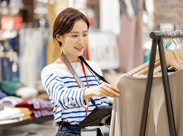 有限会社あむう（紹介元：アス株式会社） 髪色・服装・ネイル自由！
自分らしいスタイルで働きながらオシャレも楽しめます◎
駅からも近くそのままお出かけやお買い物も♪