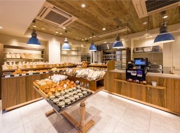 『今日も来ちゃった～＾＾』
常連さんがご来店することも◎
気さくなお客さまが多いので
とっても働きやすいですよ！