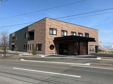 森宿ショートステイそよ風 ＼人柄重視の採用です！／
しっかりしたサポート体制で、安心して始められる環境♪
希望の働き方、お気軽にご相談を◎