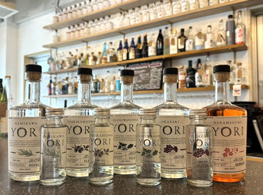 自社で開発しているサステナブルジン「YORI」。
他にもたくさんのお酒に詳しくなれます。