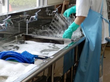 B・TEC株式会社(勤務地：ニセコ) 「大丈夫？」「困ったことはない？」と
お互いに声を掛け合いながら業務を進めています！
チームワーク抜群の職場で働きやすい◎