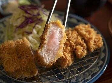 とん久 イオンモール豊川 ★学生さん大歓迎★
未経験や初バイトも大歓迎♪
優しい先輩が丁寧に教えるのでご安心を◎