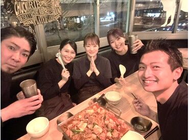 働く日の食費を美味しく節約♪
お肉もお腹いっぱい楽しめる、やまの自慢の豪華まかないです★