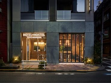 ホテルプラスホステル東京秋葉原【019】 ≪まるで異国の世界!?≫
海外感が滲み出る、デザイナーズホテル！

髪色やピアスなど... 普段の格好で働ける♪