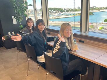 自由なシフトで誰でも働きやすい◎
学生さんから主婦（夫）さんまで幅広く活躍中☆
長く続けているスタッフもたくさん！