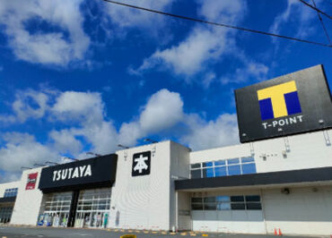 売り場づくりや大会運営など、クリエイティブなお仕事もいっぱい♪
お客さまのワクワクする場所を一緒に作り出しましょう！