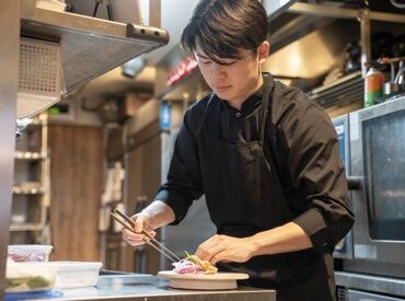 まずは簡単な仕込みなどからお任せ♪
イチからお教えするので、少しずつ覚えていけばOKです◎