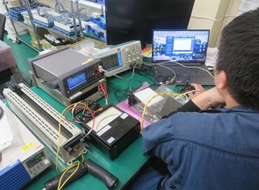 ＼20～40代の男女が活躍中／
誰でも始めやすいコツコツ作業♪
まずはしっかり研修します◎
焦らず自分のペースでOK！