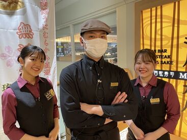 琉球回転寿司海來(みらい)　那覇空港国内線ターミナル ＼40～60代スタッフ活躍中／
空港内店舗のため、知り合いに合うことも少なめ！
マイペースにお仕事を進められますよ！
