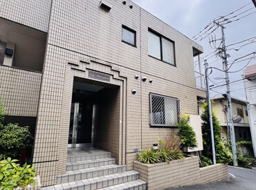株式会社瀬川商事 オフィス内はとても綺麗♪
スタッフの継続率は抜群です！