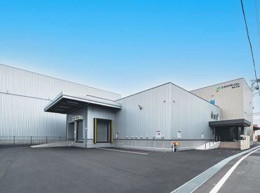 株式会社サスナデリコム 清水工場 シンプルな食品製造のお仕事です！
いろいろな種類の食品を取り扱っていますが、
未経験でも簡単なのでご安心ください◎