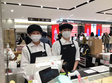覚王山吉芋　ジェイアール名古屋タカシマヤ店 女性スタッフ活躍中♪
名駅直結！雨にも濡れずラクラク通勤できます◎