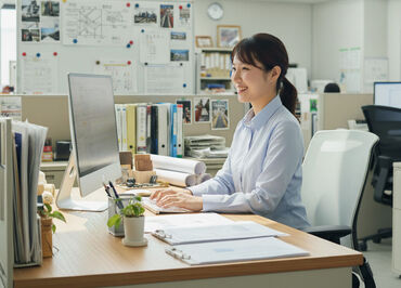 紹介元：株式会社プレンティー（紹介先：株式会社 沖産業） ≪土日祝休みのオフィスワーク≫
「無理のないシフトで働きたい」
「安定した収入がほしい」
そんな方にピッタリの職場です！