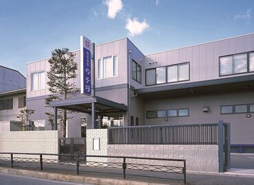 進行やチェック作業のほか
製本にもチャレンジできます♪
モノづくりに興味のある方にもオススメです!