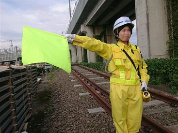 意外かもしれませんが
女性スタッフも活躍中★
日中は家事や育児をされ、
夜間で働く主婦(夫)さんも
多数いらっしゃいます◎