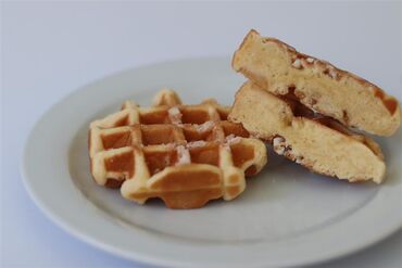 ■お得な社割あり
砥部焼の器で食事やドリンクも楽しめます！
■シフトやお休み希望も気軽に相談してください！